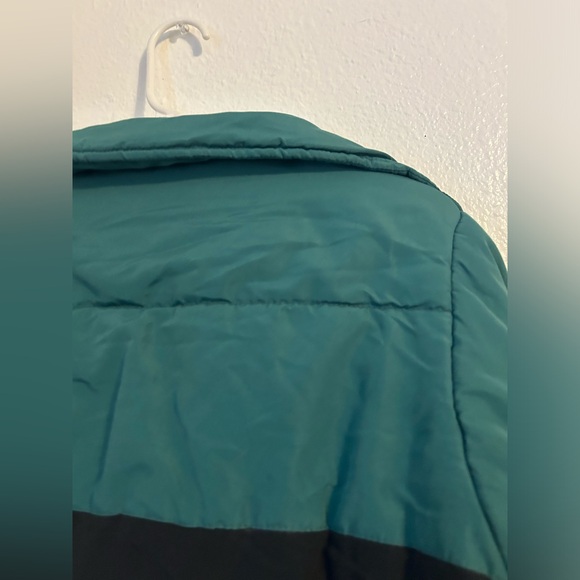 Comfy Puffy Jacket - Picture 2 of 4